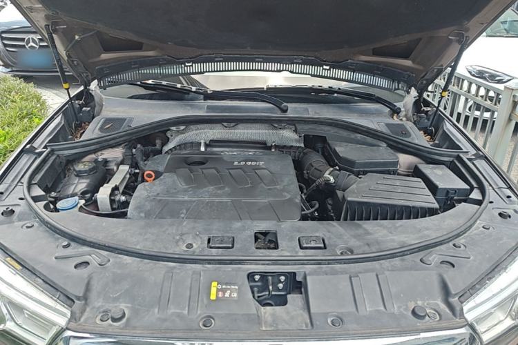 Used Haval H7 2016 Blue-Label H7 2.0T Automatic Luxury Model Engine Bay