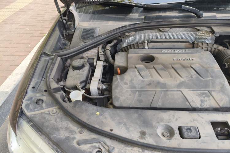Used Haval H7 2016 Blue-Label H7 2.0T Automatic Luxury Model Engine Bay Right