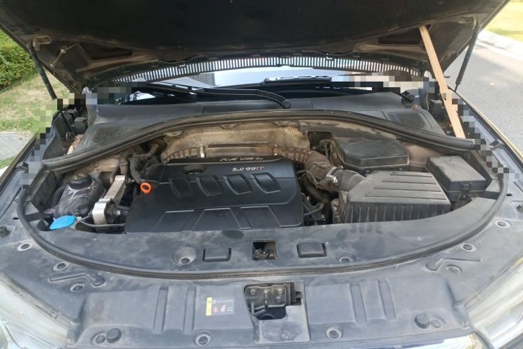 Used Haval H7 2016 Blue-Label H7 2.0T Automatic Luxury Model Engine Bay