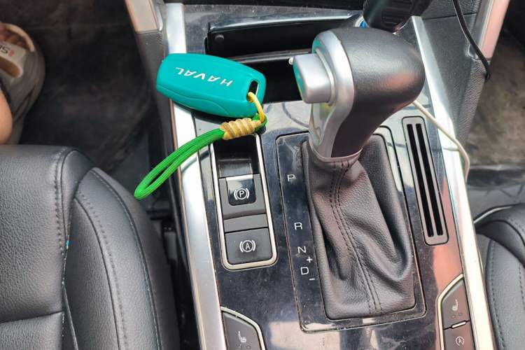 Used Haval H7 2016 Blue-Label H7 2.0T Automatic Luxury Model Gear Lever