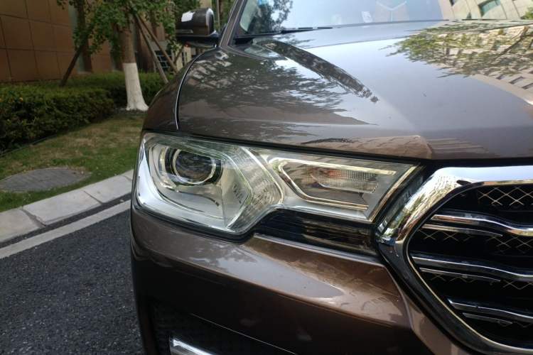 Used Haval H7 2016 Blue-Label H7 2.0T Automatic Luxury Model Right Front Headlight