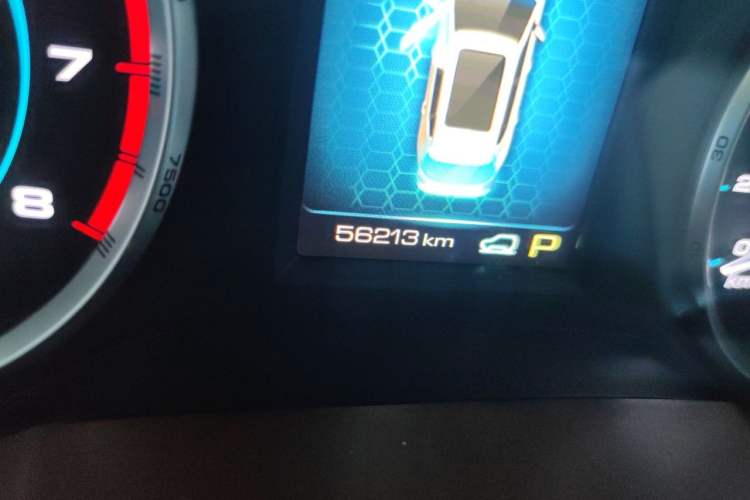 Used Haval H7 2016 Blue-Label H7 2.0T Automatic Luxury Model Odometer Close Up