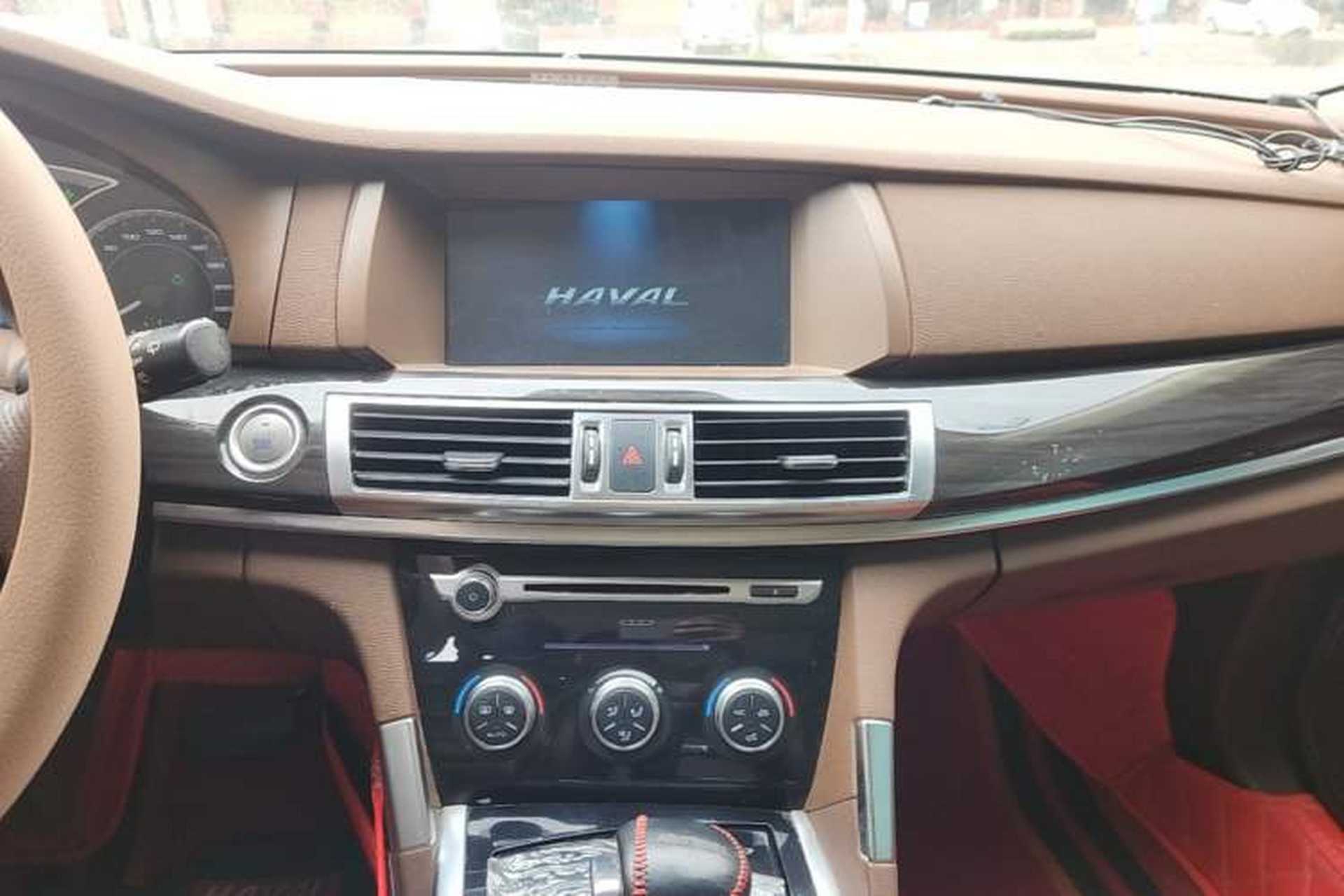 Used Haval H7 2016 Blue-Label H7 2.0T Automatic Luxury Model Audio And AC Panel