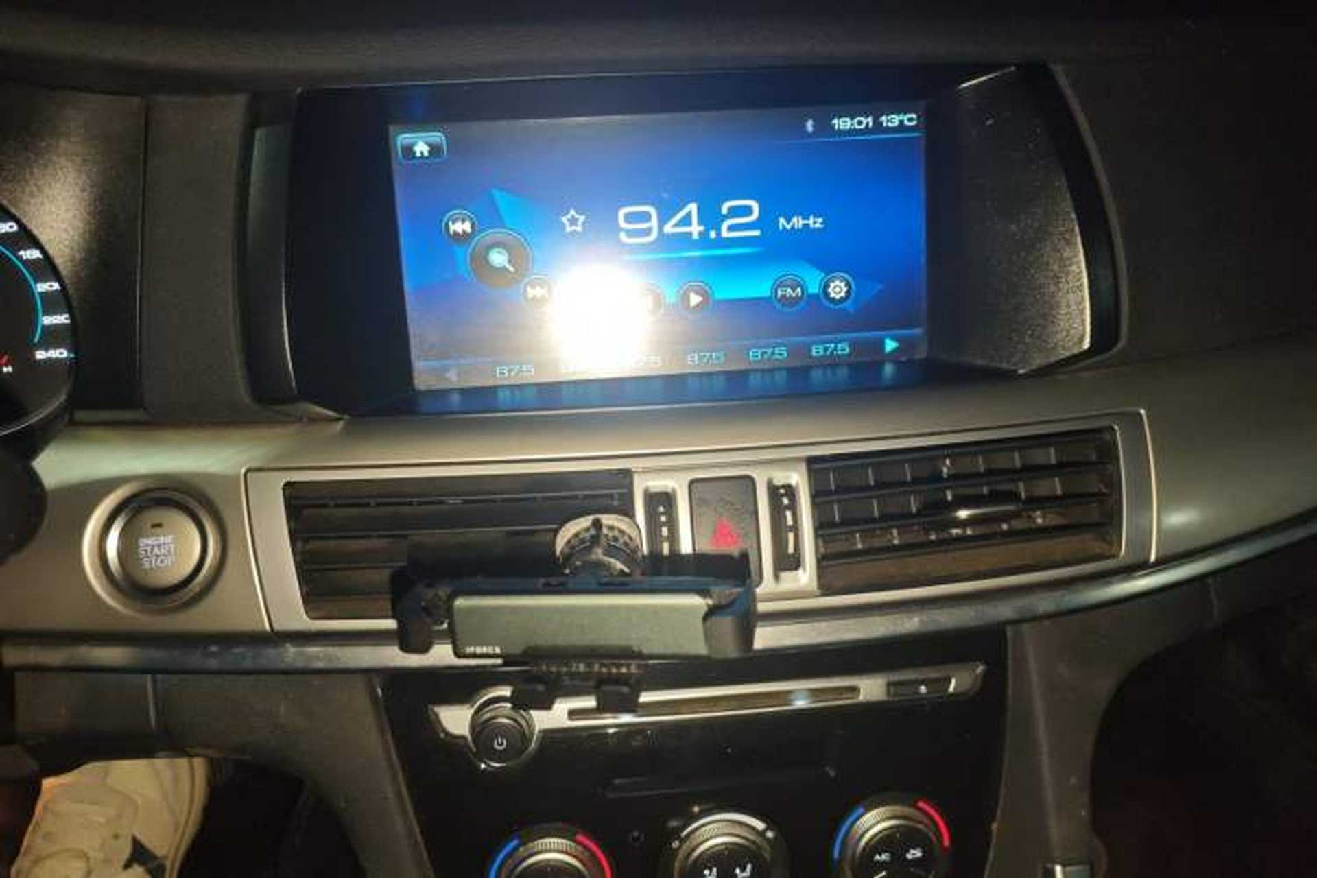 Used Haval H7 2016 Blue-Label H7 2.0T Automatic Luxury Model Audio And AC Panel