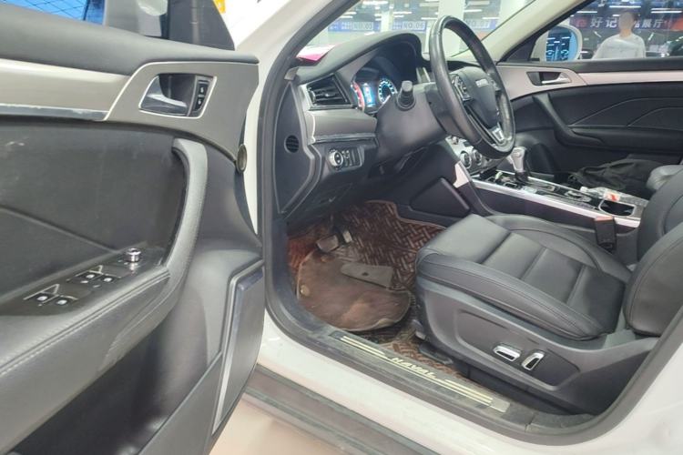Used Haval H7 2016 Blue-Label H7 2.0T Automatic Luxury Model Driver Seat