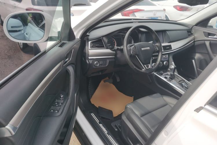 Used Haval H7 2016 Blue-Label H7 2.0T Automatic Elite Model Driver Seat