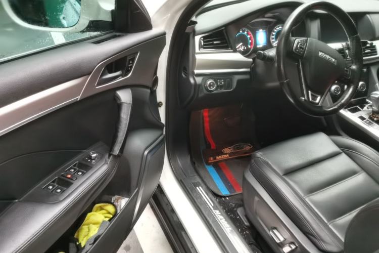 Used Haval H7 2016 Blue-Label H7 2.0T Automatic Elite Model Driver Seat