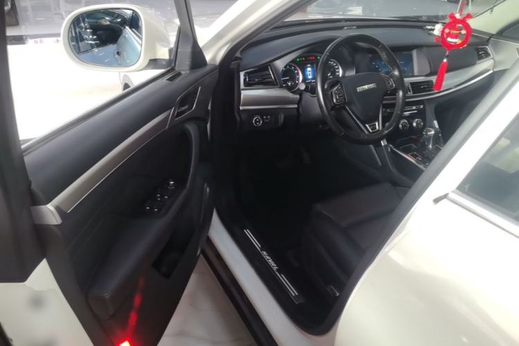 Used Haval H7 2016 Blue-Label H7 2.0T Automatic Elite Model Driver Seat