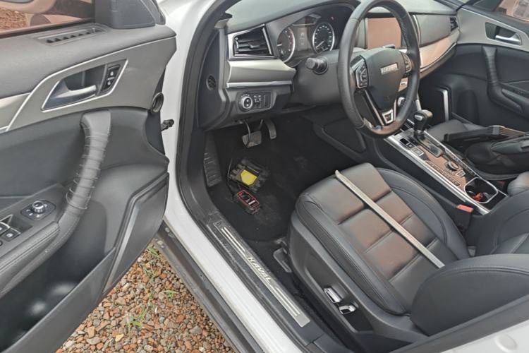 Used Haval H7 2016 Blue-Label H7 2.0T Automatic Luxury Model Driver Seat