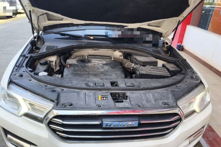 Used Haval H7 2016 Blue-Label H7 2.0T Automatic Luxury Model Engine Bay