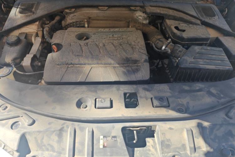 Used Haval H7 2016 Blue-Label H7 2.0T Automatic Luxury Model Engine Bay