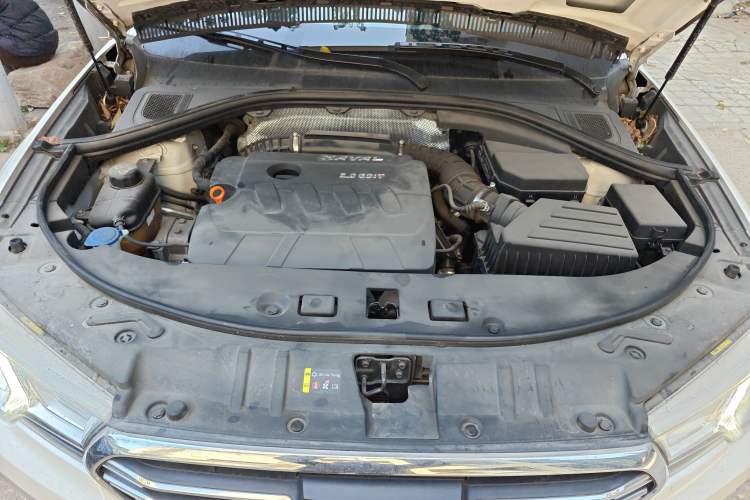 Used Haval H7 2016 Blue-Label H7 2.0T Automatic Luxury Model Engine Bay