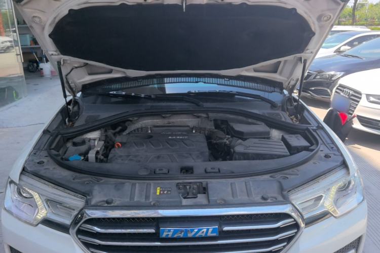 Used Haval H7 2016 Blue-Label H7 2.0T Automatic Luxury Model Engine Bay