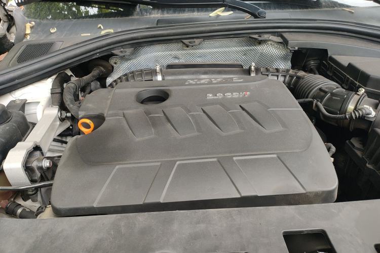 Used Haval H7 2016 Blue-Label H7 2.0T Automatic Luxury Model Engine Bay