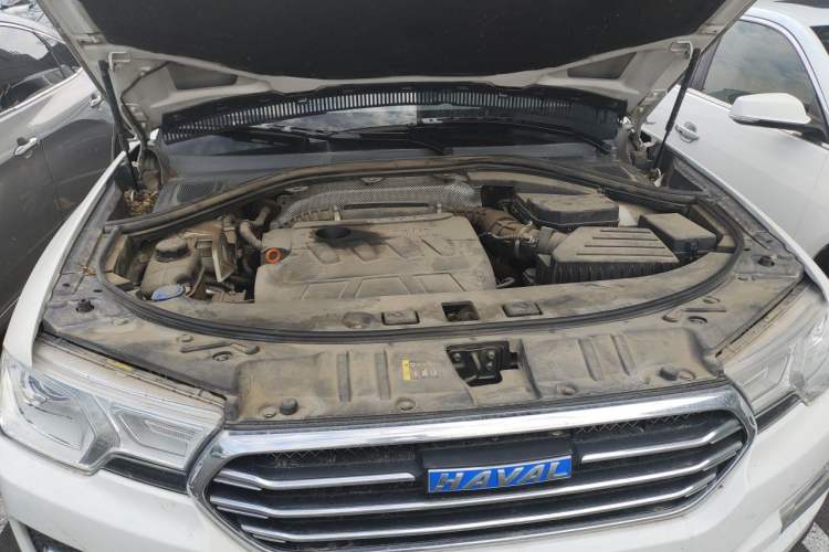 Used Haval H7 2016 Blue-Label H7 2.0T Automatic Luxury Model Engine Bay
