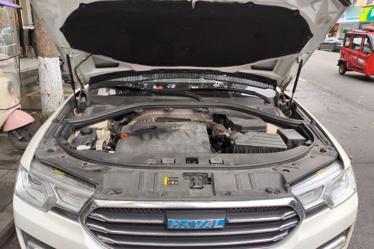 Used Haval H7 2016 Blue-Label H7 2.0T Automatic Luxury Model Engine Bay