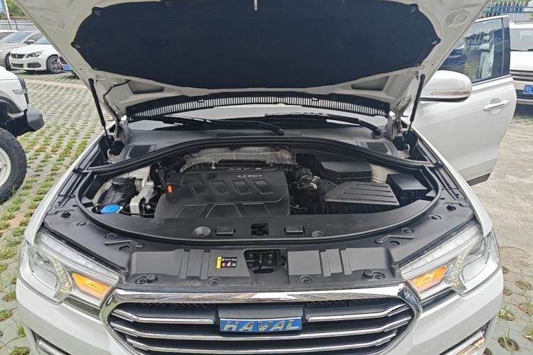 Used Haval H7 2016 Blue-Label H7 2.0T Automatic Elite Model Engine Bay