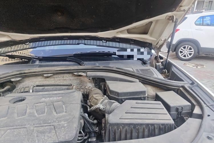 Used Haval H7 2016 Blue-Label H7 2.0T Automatic Luxury Model Engine Bay Left