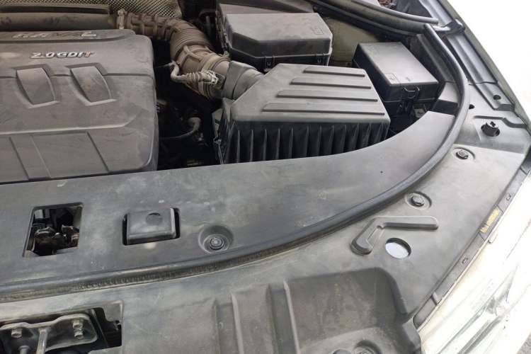 Used Haval H7 2016 Blue-Label H7 2.0T Automatic Luxury Model Engine Bay Left
