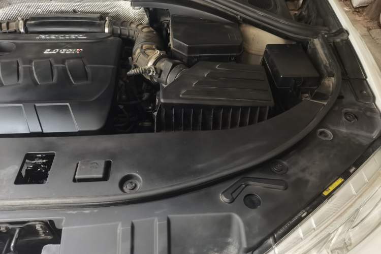 Used Haval H7 2016 Blue-Label H7 2.0T Automatic Luxury Model Engine Bay Left