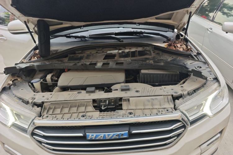 Used Haval H7 2016 Blue-Label H7 2.0T Automatic Luxury Model Engine Bay