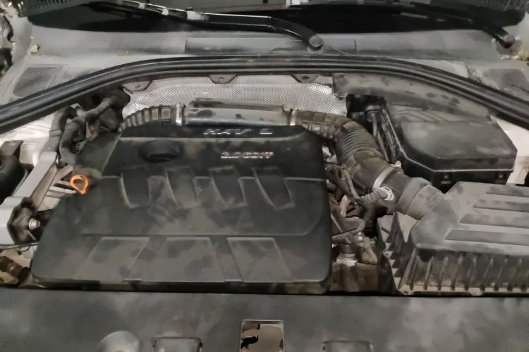 Used Haval H7 2016 Blue-Label H7 2.0T Automatic Elite Model Engine Bay