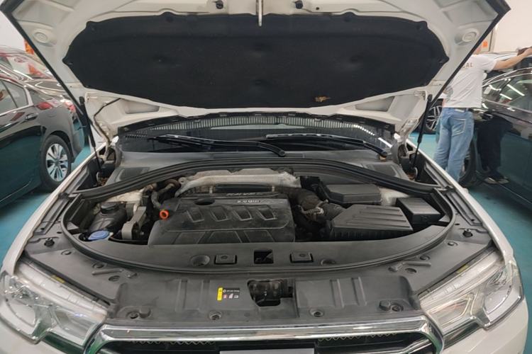 Used Haval H7 2016 Blue-Label H7 2.0T Automatic Luxury Model Engine Bay