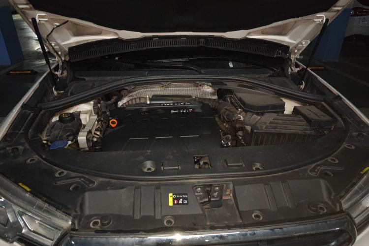 Used Haval H7 2016 Blue-Label H7 2.0T Automatic Luxury Model Engine Bay