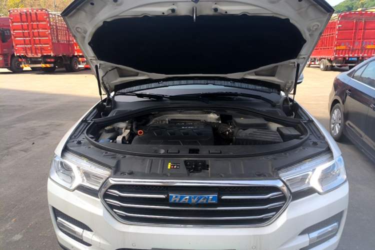 Used Haval H7 2016 Blue-Label H7 2.0T Automatic Luxury Model Engine Bay
