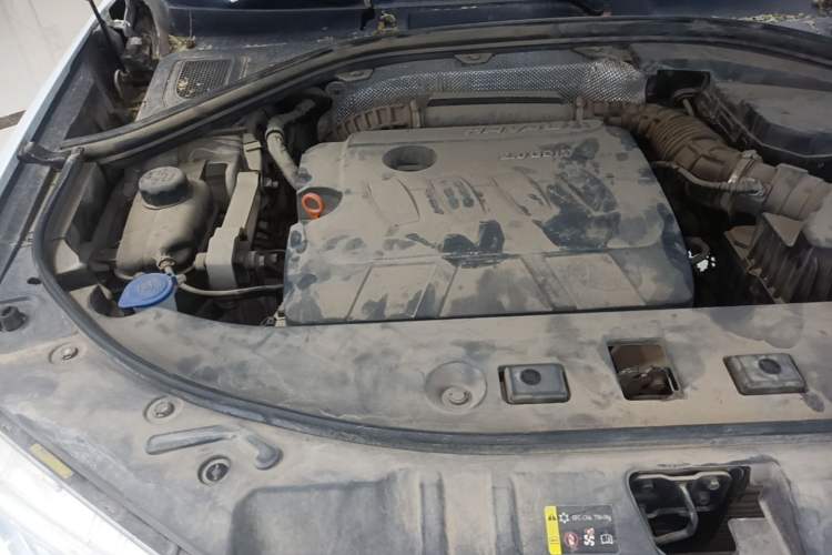 Used Haval H7 2016 Blue-Label H7 2.0T Automatic Luxury Model Engine Bay Right