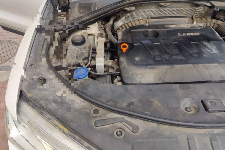 Used Haval H7 2016 Blue-Label H7 2.0T Automatic Luxury Model Engine Bay Right