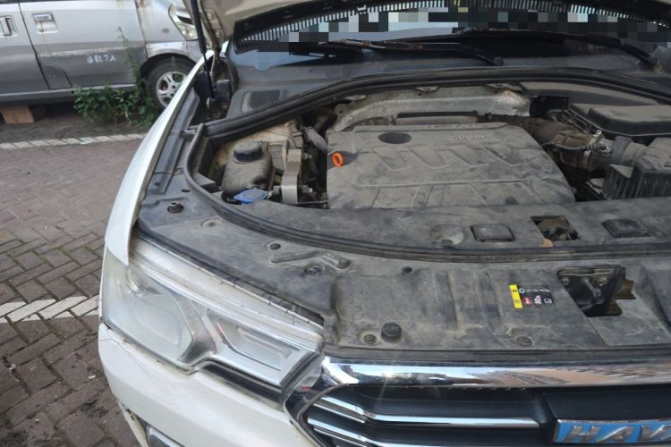 Used Haval H7 2016 Blue-Label H7 2.0T Automatic Elite Model Engine Bay Right