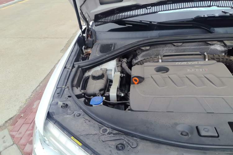 Used Haval H7 2016 Blue-Label H7 2.0T Automatic Luxury Model Engine Bay Right