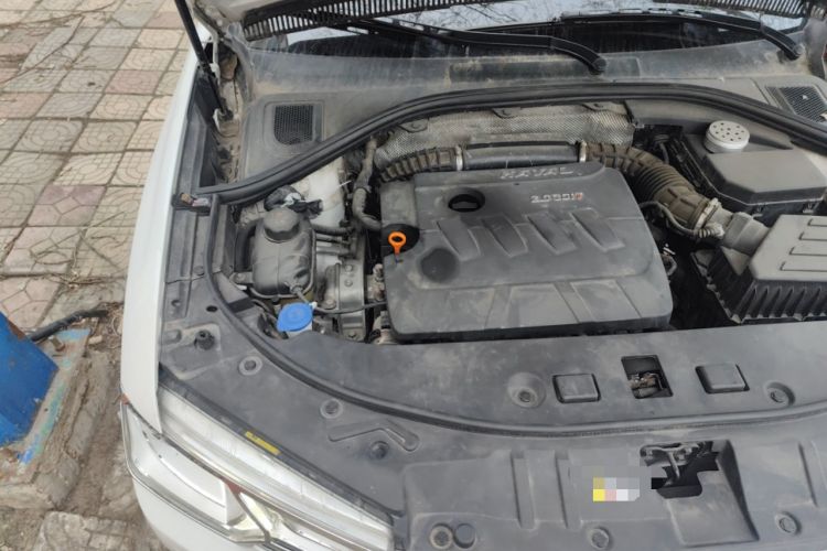 Used Haval H7 2016 Blue-Label H7 2.0T Automatic Luxury Model Engine Bay Right