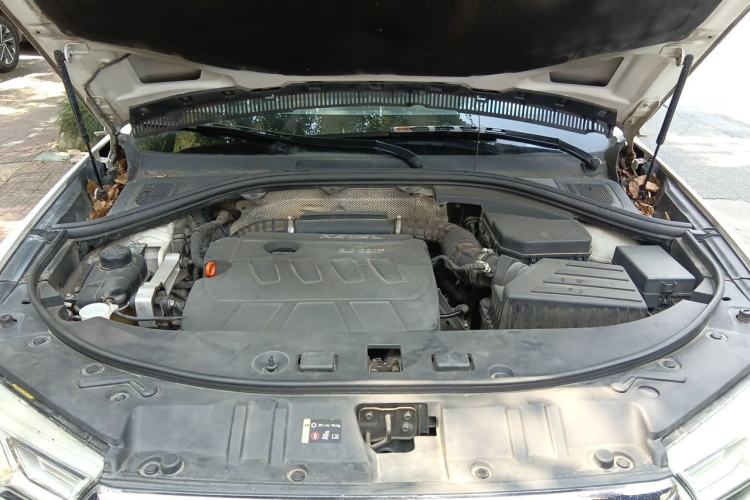 Used Haval H7 2016 Blue-Label H7 2.0T Automatic Luxury Model Engine Bay