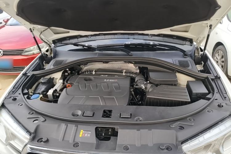 Used Haval H7 2016 Blue-Label H7 2.0T Automatic Luxury Model Engine Bay
