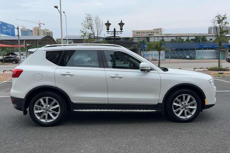 Used Haval H7 2016 Blue-Label H7 2.0T Automatic Luxury Model Exterior 2