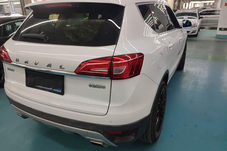 Used Haval H7 2016 Blue-Label H7 2.0T Automatic Luxury Model Exterior 3