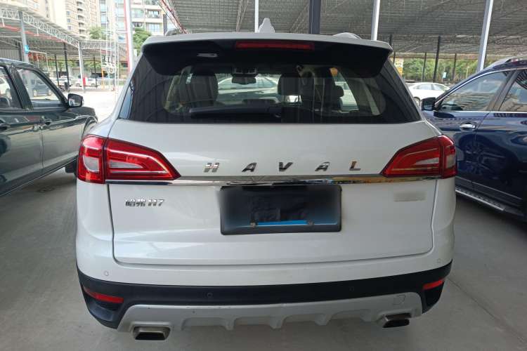 Used Haval H7 2016 Blue-Label H7 2.0T Automatic Luxury Model Exterior 4