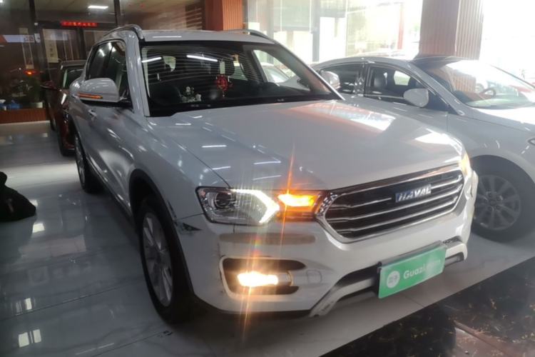 Used Haval H7 2016 Blue-Label H7 2.0T Automatic Elite Model Front Right 45 Deg