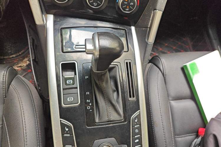 Used Haval H7 2016 Blue-Label H7 2.0T Automatic Luxury Model Gear Lever
