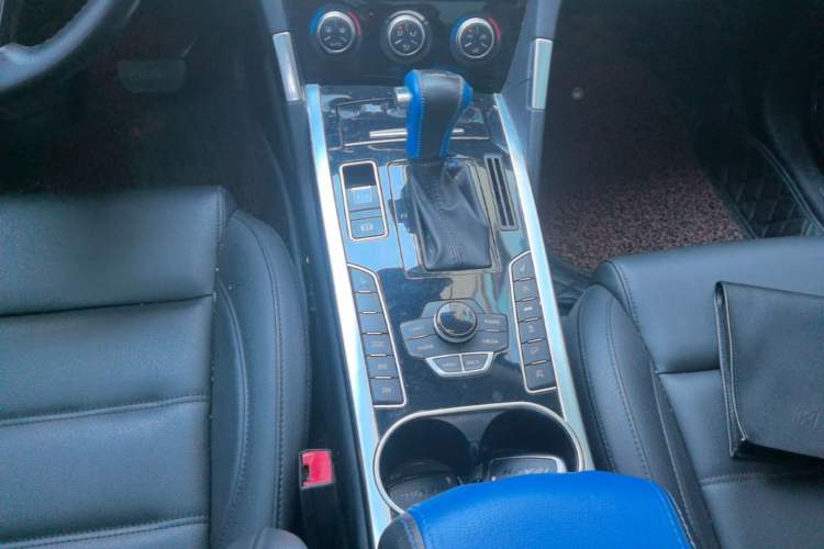 Used Haval H7 2016 Blue-Label H7 2.0T Automatic Luxury Model Gear Lever