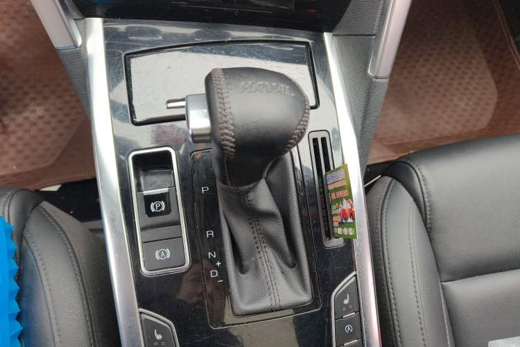 Used Haval H7 2016 Blue-Label H7 2.0T Automatic Luxury Model Gear Lever