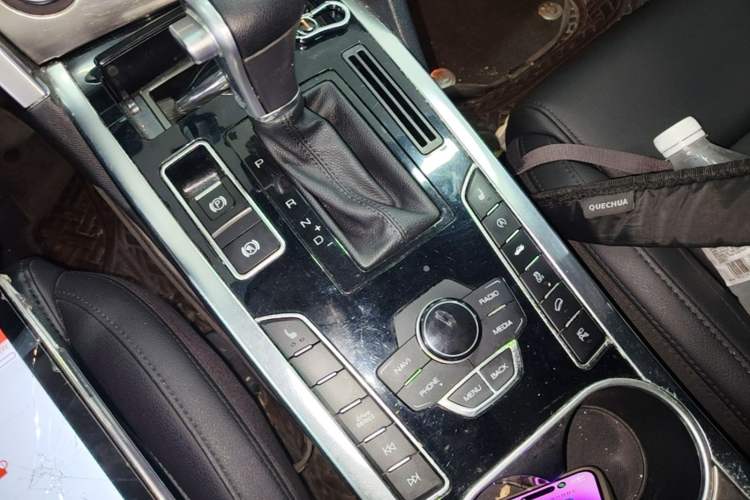 Used Haval H7 2016 Blue-Label H7 2.0T Automatic Luxury Model Gear Lever