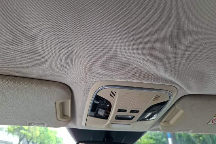 Used Haval H7 2016 Blue-Label H7 2.0T Automatic Elite Model Headliner
