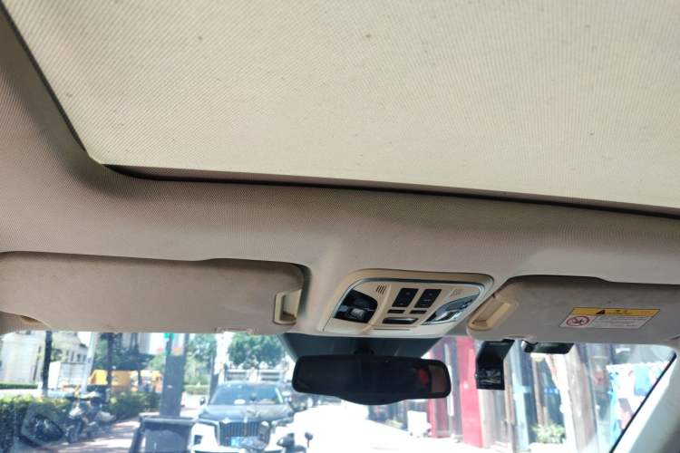 Used Haval H7 2016 Blue-Label H7 2.0T Automatic Luxury Model Headliner