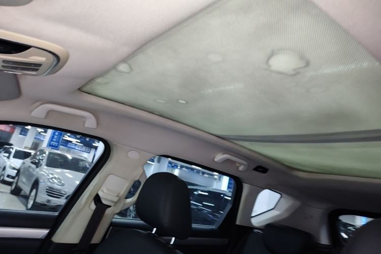 Used Haval H7 2016 Blue-Label H7 2.0T Automatic Luxury Model Headliner