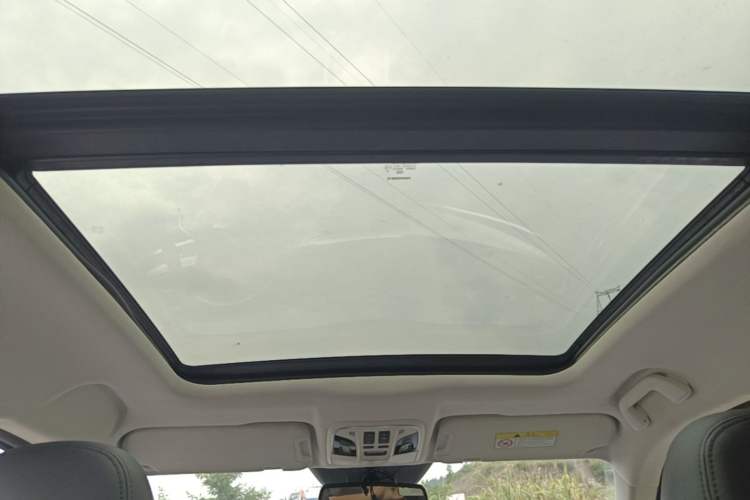Used Haval H7 2016 Blue-Label H7 2.0T Automatic Luxury Model Headliner