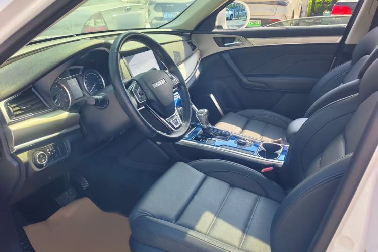 Used Haval H7 2016 Blue-Label H7 2.0T Automatic Elite Model Interior 1