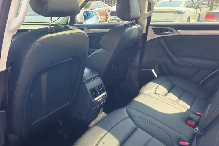 Used Haval H7 2016 Blue-Label H7 2.0T Automatic Elite Model Interior 2